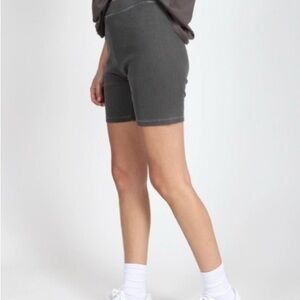 New Brunette The Label Gray Ribbed Bike Shorts High-Rise S/M‎